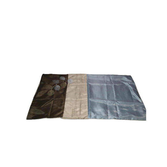 Other - Set of 2 Pillow Covers Brown & Blue Embroidered Leaves